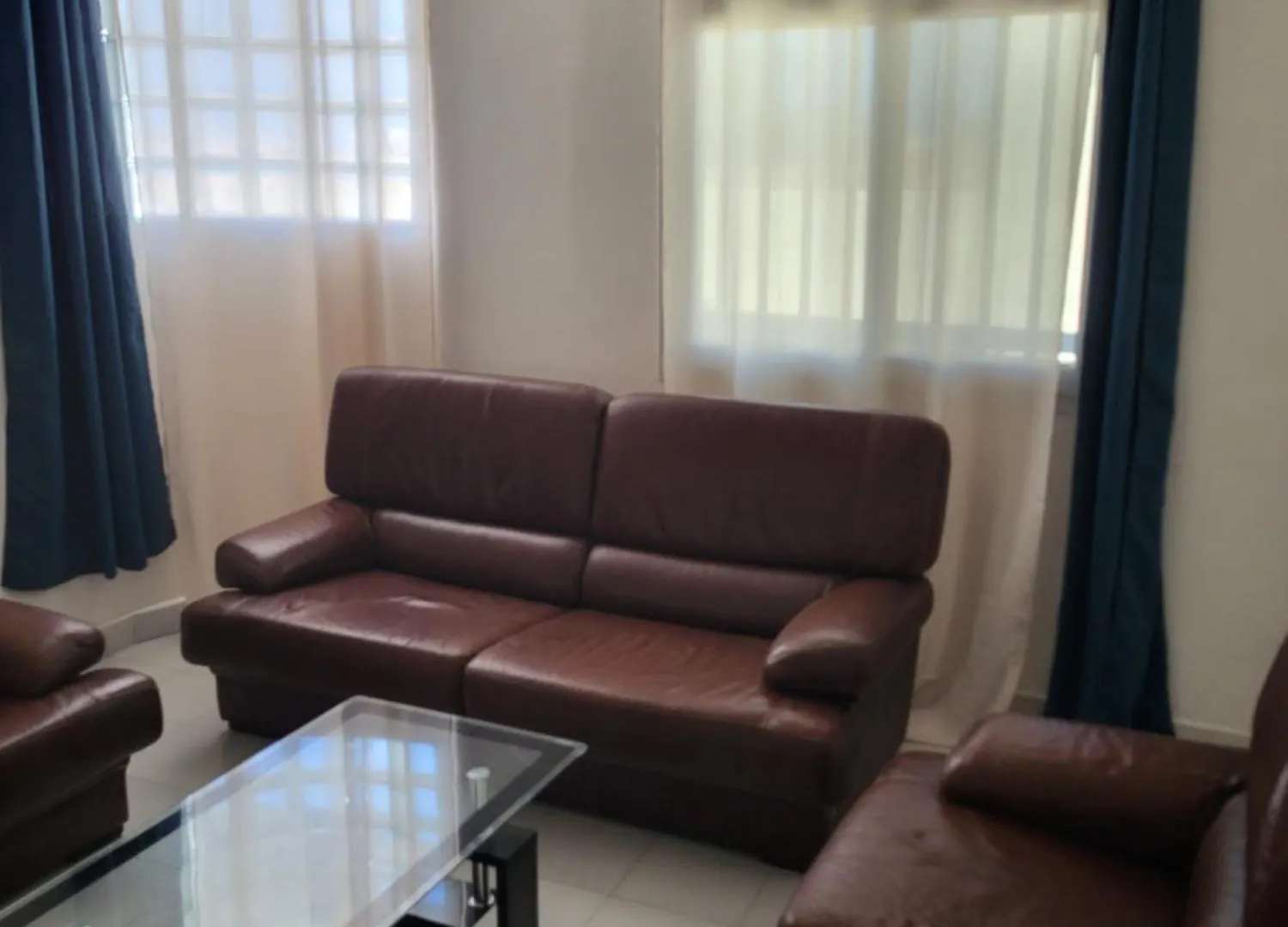 Voyage A Dakar Dans Un Spacieux Appartement !